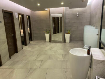 Malaysia Airlines Domestic Golden Lounge Kuala Lumpur Toiletten Waschraum