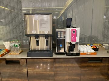 Thai Airways Royal Orchid Prestige Lounge Bangkok Kaffee Und Tee