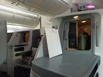 Vistara Business Class Boeing 787 9 Sitz Staufach