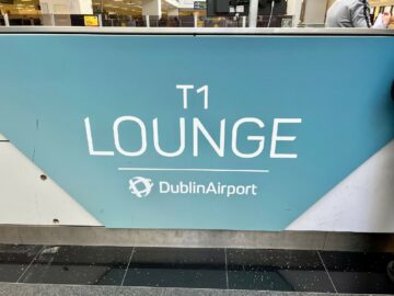 Terminal 1 Lounge Dublin Airport Schild