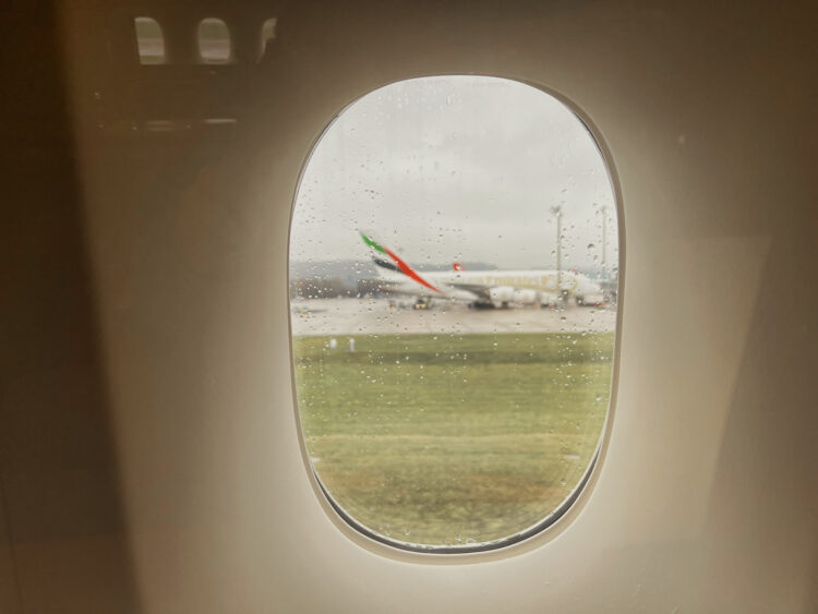 Flughafen Zuerich Taxi Emirates A380 2