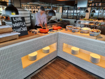 Hilton Maldives Amingiri Fruehstuecksbuffet 13a