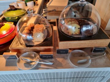 Hilton Maldives Amingiri Fruehstuecksbuffet 21