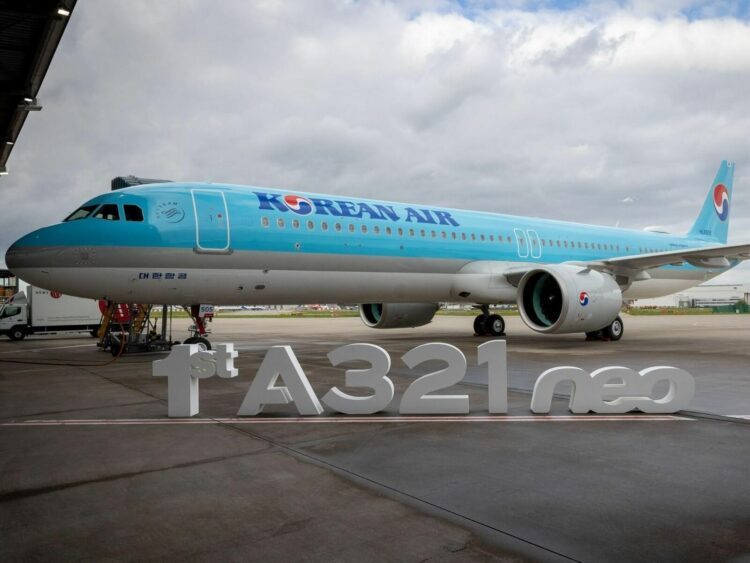 Korean Air Airbus A321neo Copyright