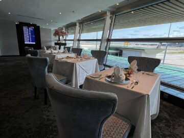 Malaysia Airlines Platinum Lounge Kuala Lumpur Restaurant3