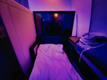 Swiss First Class Boeing 777 300er Bett 2