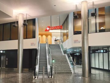 Swiss First Class Lounge Zuerich A Eingang Terminal 1