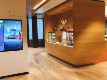 Swiss First Class Lounge Zuerich A Selbstbedienung 1