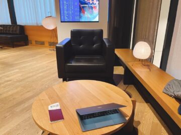 Swiss First Class Lounge Zuerich A Sitzbereich 2