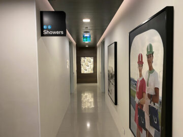 Air New Zealand Auckland International Lounge Gang Zu Den Duschen