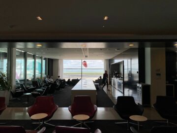 Air New Zealand Auckland International Lounge Hochtische