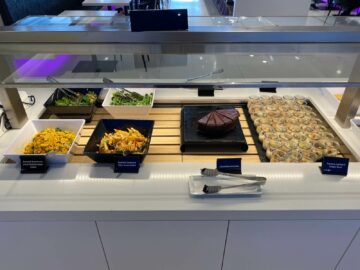Air New Zealand Auckland International Lounge Kuchen