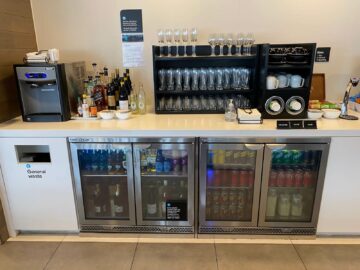 Air New Zealand Queenstown Regional Lounge Getraenkebar