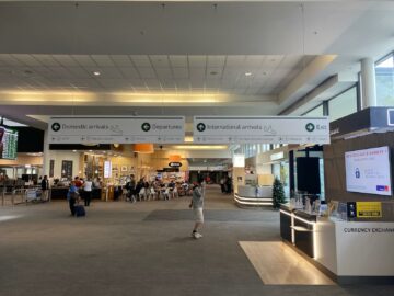 Air New Zealand Queenstown Regional Lounge Wegweiser1