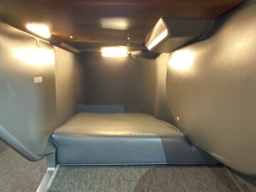 Qantas Airways Business Class Airbus A380 800 Ottoman