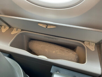 Qantas Airways Business Class Airbus A380 800 Stauchfach Fenster