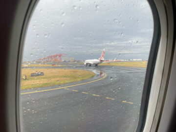 Qantas Business Class Boeing 737 800 Window View Virgin