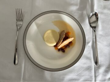 Singapore Airlines First Class Suites Airbus A380 800 Cheesecake