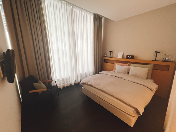 Swiss First Class Lounge Zuerich E Hotelzimmer 5