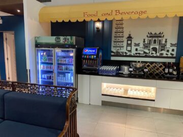Vietnam Airlines Lotus Lounge 2 Tan So Nhat Airport Ho Chi Minh Stadt Auswahl Getraenke