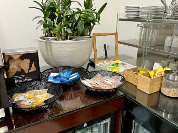Ahs Business Class Lounge Cotonou Buffet Snacks 2