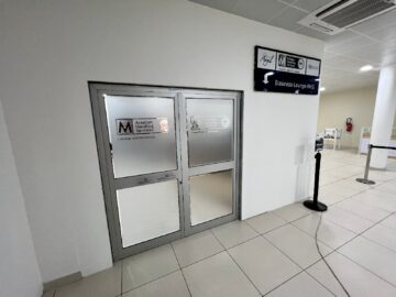 Ahs Business Class Lounge Cotonou Eingang