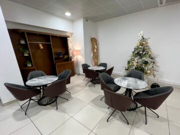 Ahs Business Class Lounge Cotonou Sitzgelegenheiten 4
