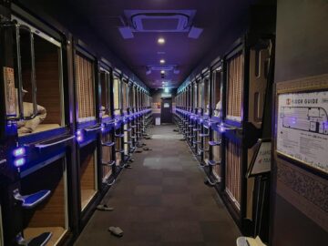Capsule Hotel Anshin Oyado Premier Tokyo Shinjuku Schlafsaal 1