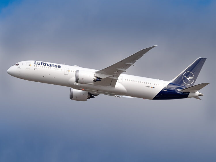 Flugzeug Lufthansa Boeing 787 9 Dreamliner München