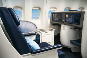 Kuwait Airways Boeing 777 Business Class Sitz Copyright