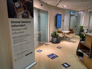Lufthansa Senator Lounge Duesseldorf Drucker Eingangsbereich