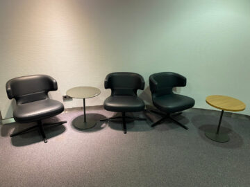 Lufthansa Senator Lounge Duesseldorf Drucker Sessel