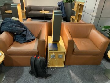 Lufthansa Senator Lounge Duesseldorf Drucker Steckdosen