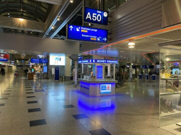 Lufthansa Senator Lounge Duesseldorf Wegweiser Gate50