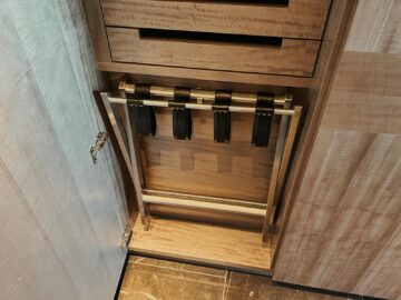 Four Seasons Hotel Tokyo At Otemachi Gepaeckstaender 1