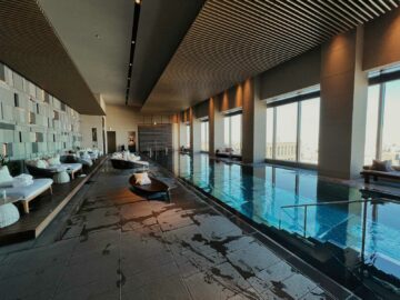 Four Seasons Hotel Tokyo At Otemachi Pool 2