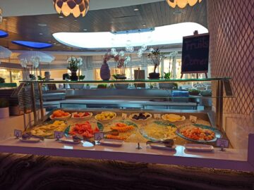 Intercontinental Doha Beach Fruehstueck Fruechte