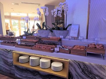 Intercontinental Doha Beach Fruehstueck Gebaeck