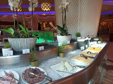 Intercontinental Doha Beach Fruehstueck Kaese