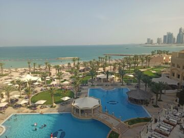 Intercontinental Doha Beach Zimmer Ausblick Pool