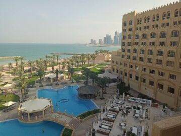 Intercontinental Doha Beach Zimmer Ausblick Skyline
