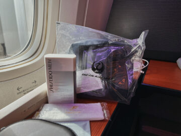 Japan Airlines First Class Boeing 777 300er Amenities 1