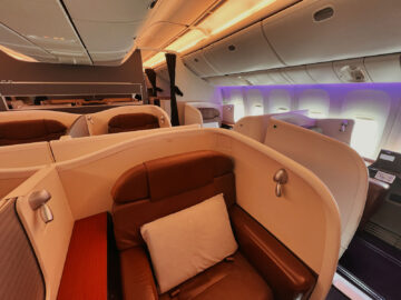 Japan Airlines First Class Boeing 777 300er Kabine 10