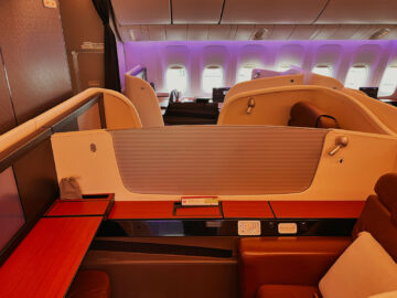 Japan Airlines First Class Boeing 777 300er Kabine 3