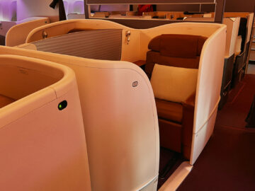 Japan Airlines First Class Boeing 777 300er Sitz Mitte 3