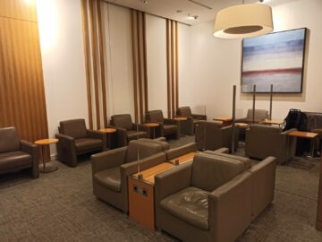 Japan Airlines Sakura Lounge Frankfurt Sessel