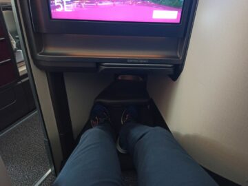 Qatar Airways Business Class Boeing 787 9 Sitz Fussraum