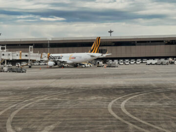 Tokio Narita Airport Taxi Tigerair Airbus A320 1