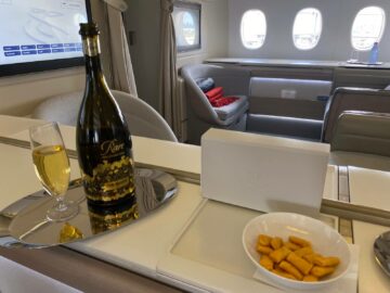 Air France La Première First Class Boeing 777 300 Champagner