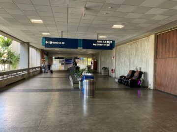 Ana Lounge Honolulu Weg Zur Lounge2